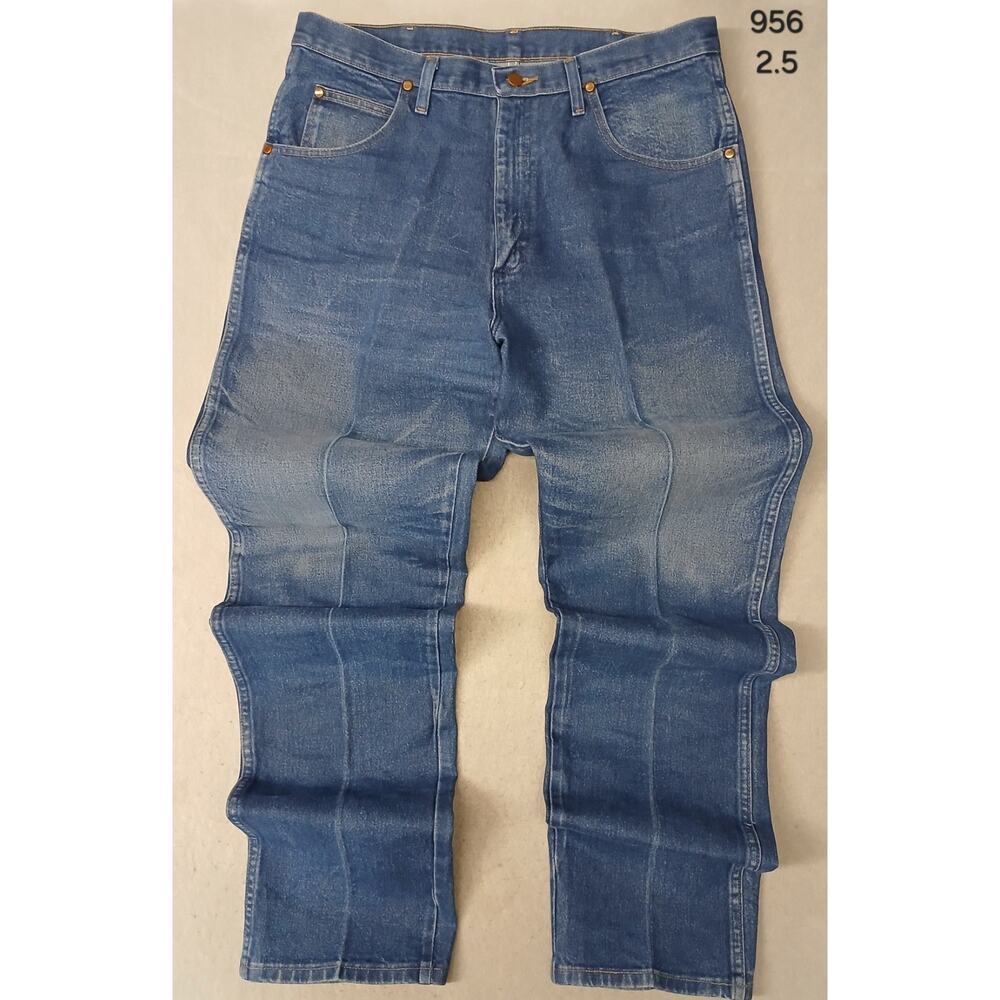 Wrangler (36x40) Creased Straight Leg Blue Denim Jeans